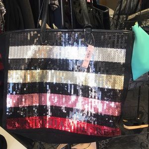 Victoria’s Secret tote
